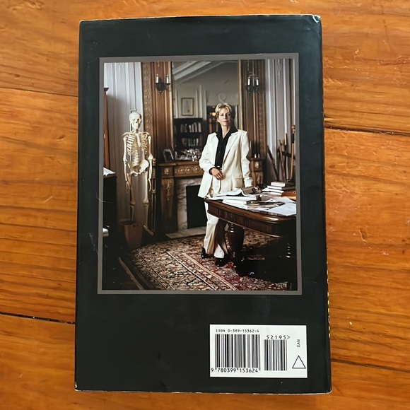 1st Edition 1st Print 2006 Patricia Cornwell At Risk Bestseller hardcover book - Picture 2 of 12